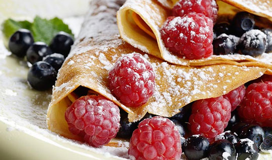 Dining at CrepeMaker