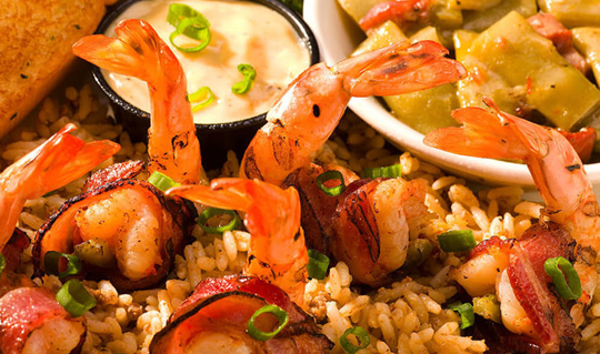 Dining at Razzoo's Cajun Cafe