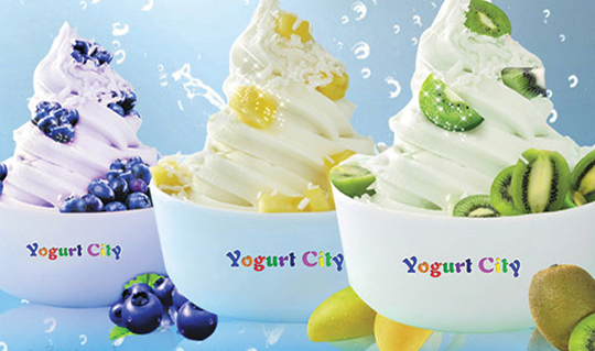 Dining at Yogurt City