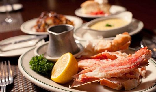 Dining at Joe's Seafood, Prime Steak & Stone Crab